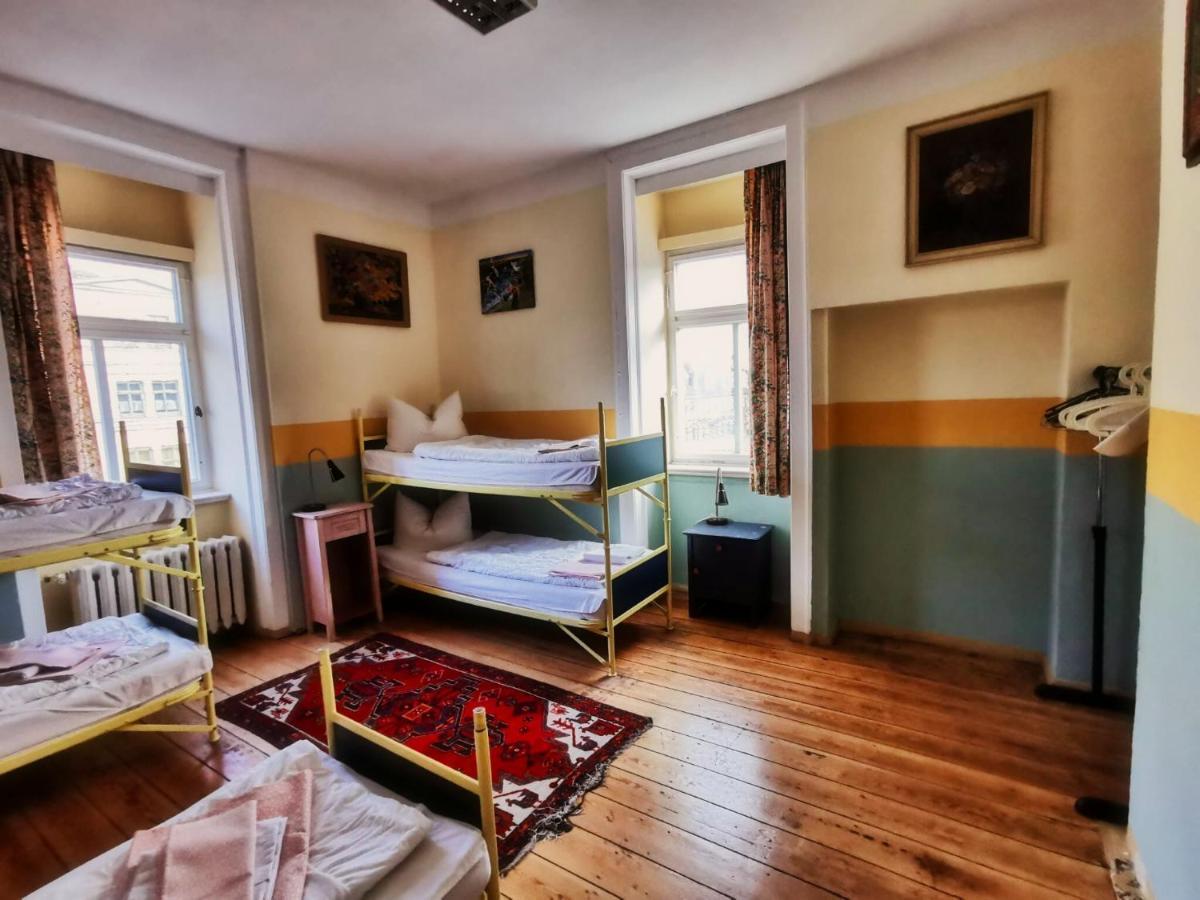 Hummel Hostel - Historische Stadtvilla Mit Garten Weimar  Dış mekan fotoğraf