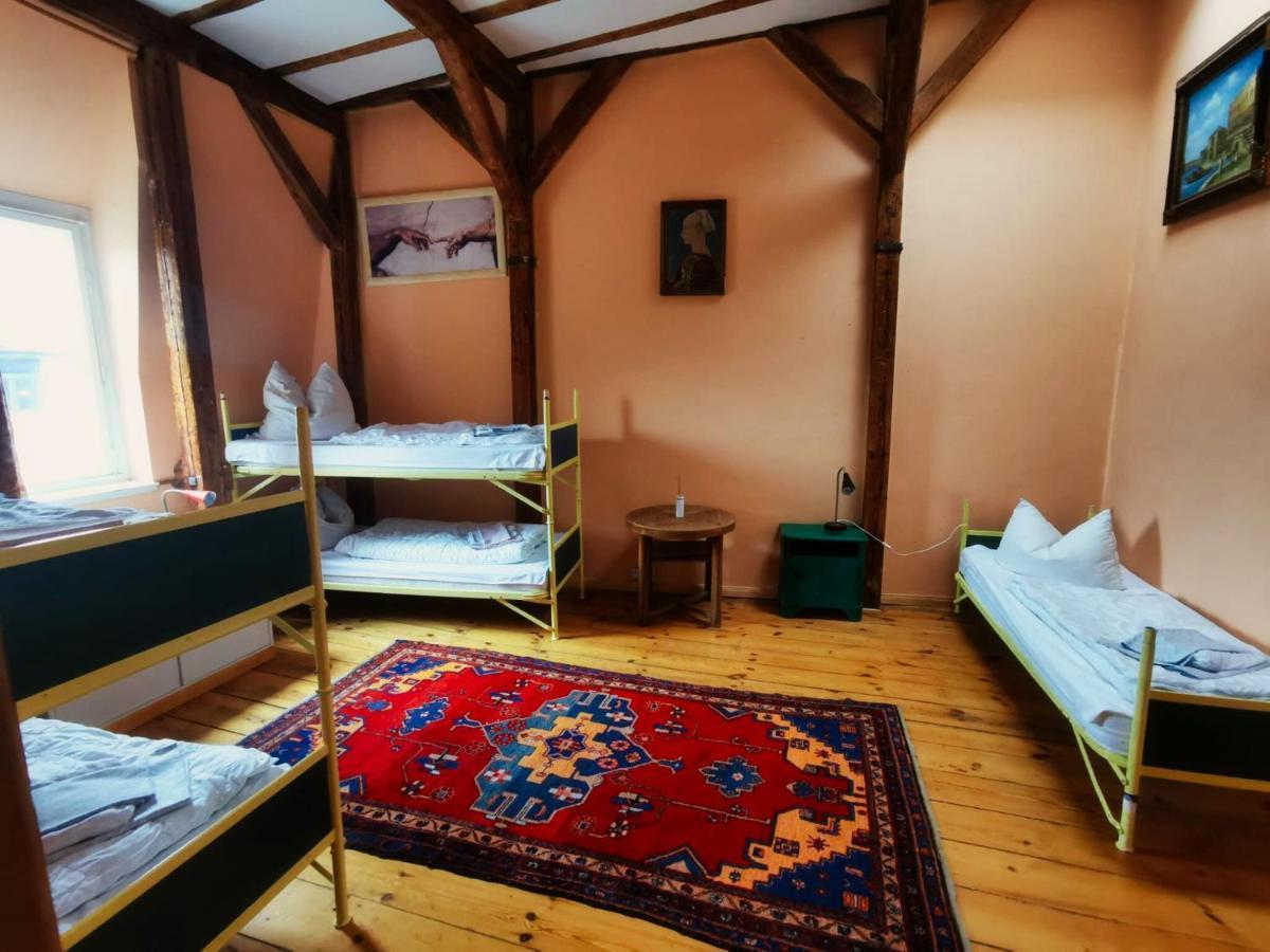 Hummel Hostel - Historische Stadtvilla Mit Garten Weimar  Dış mekan fotoğraf