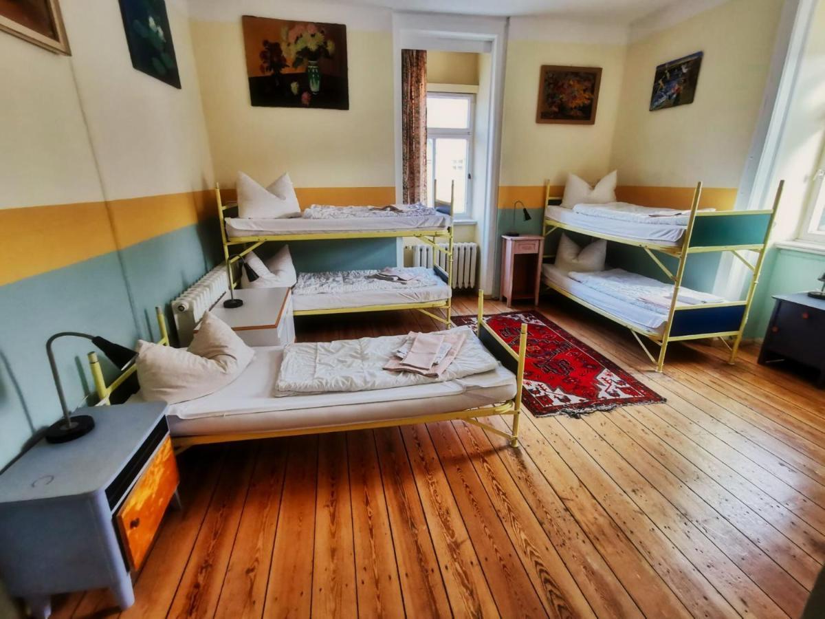 Hummel Hostel - Historische Stadtvilla Mit Garten Weimar  Dış mekan fotoğraf