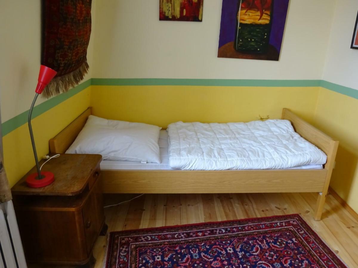 Hummel Hostel - Historische Stadtvilla Mit Garten Weimar  Dış mekan fotoğraf