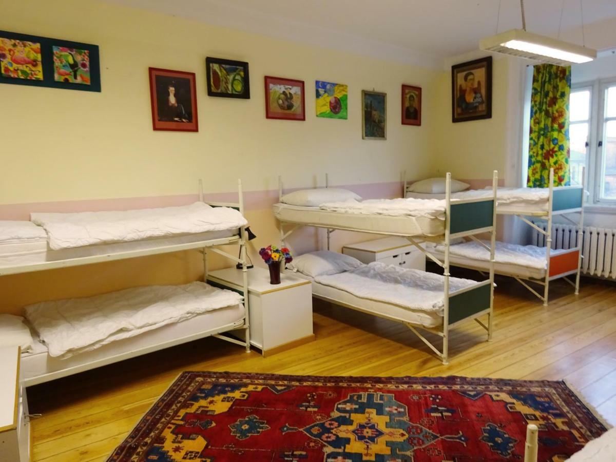 Hummel Hostel - Historische Stadtvilla Mit Garten Weimar  Dış mekan fotoğraf